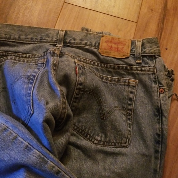 Levi's - Picture 2 of 2